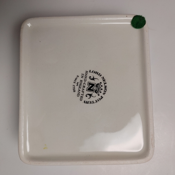 Lord Nelson Pottery trinket box England - Picture 2 of 9